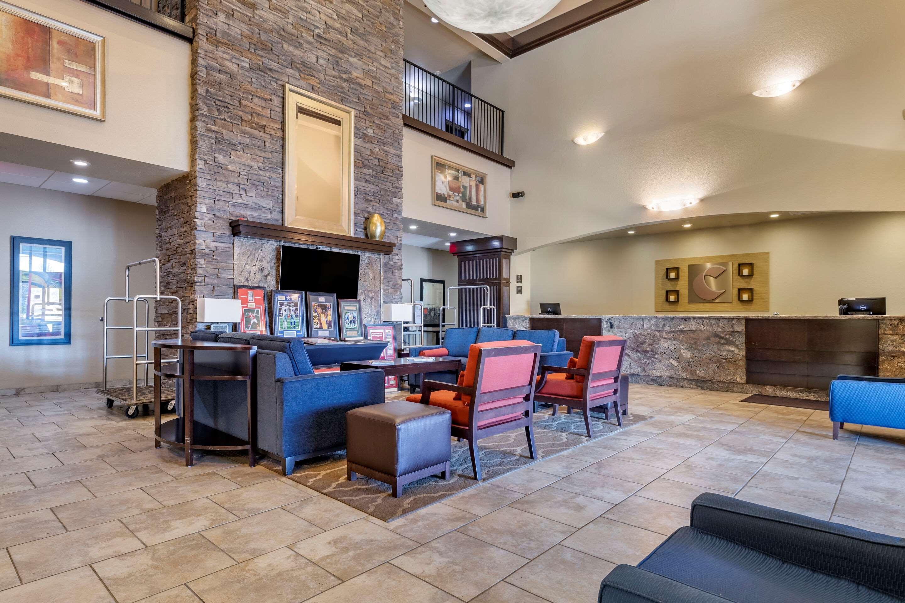 Comfort Inn Bentonville - Crystal Bridges Экстерьер фото